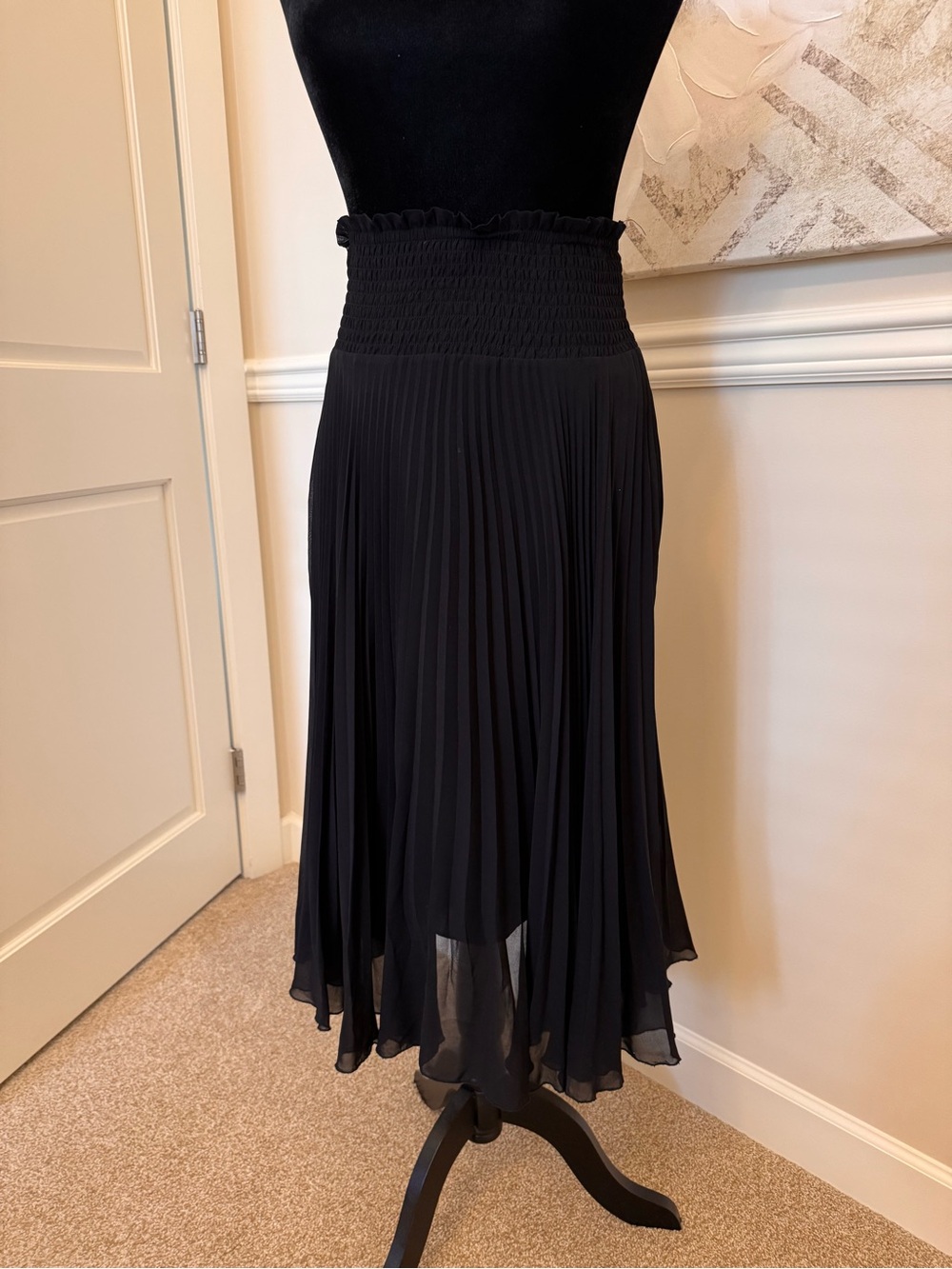 Smocked Waist Pleated Midi Skirt - Black